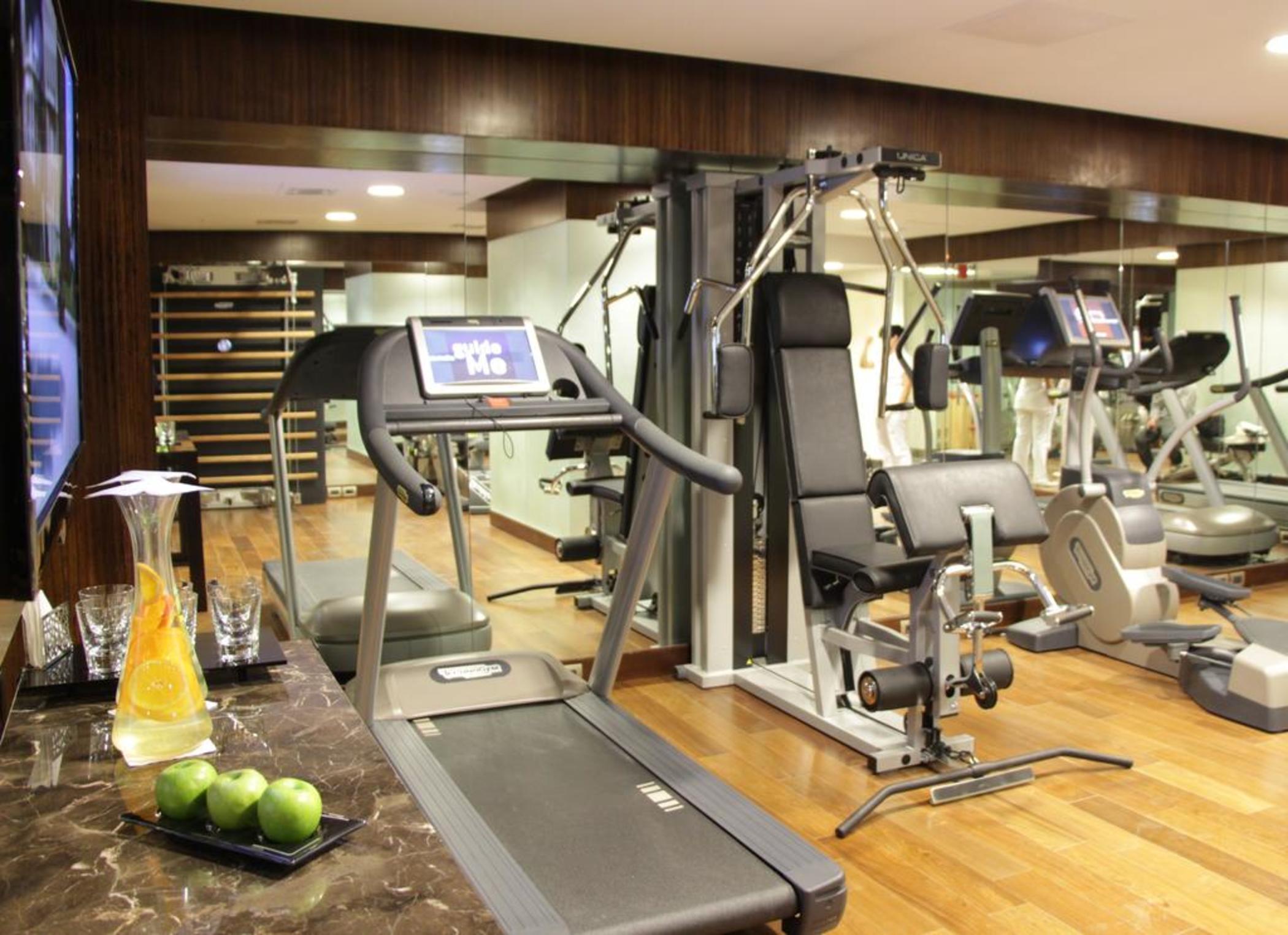 Sofitel Montevideo Casino Carrasco & Spa ภายนอก รูปภาพ A gym at a hotel